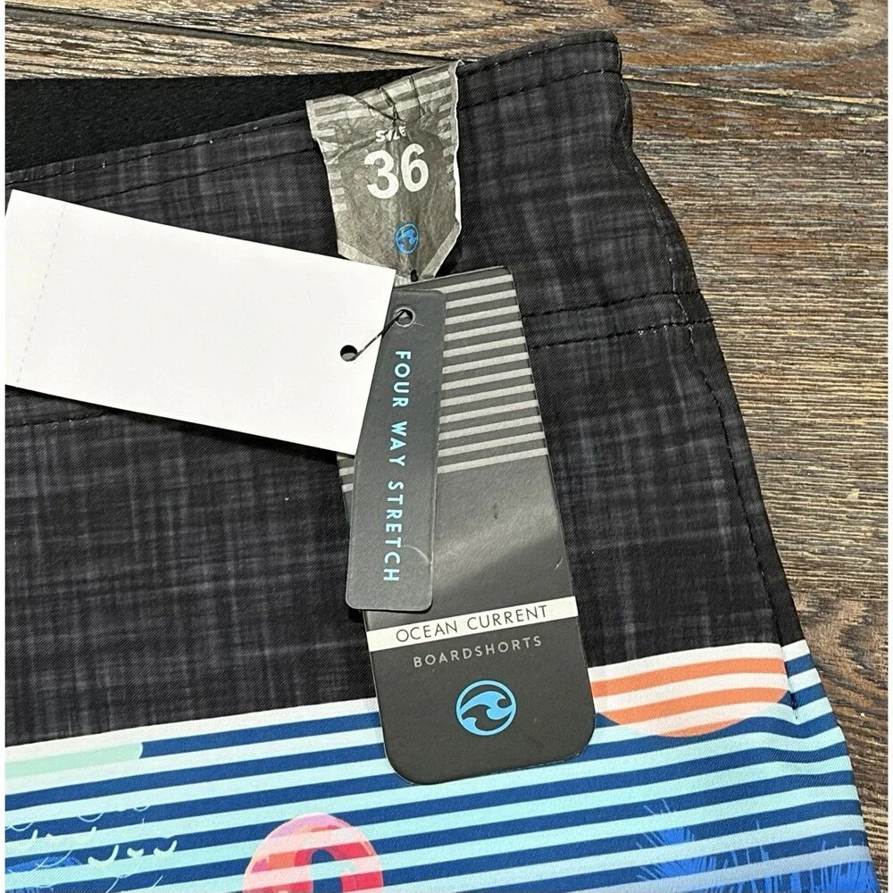 OCEAN CURRENT Stripe Flamingo Swim Board Shorts - Sz 36 Waist - Ret $40 - NWT